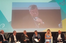 Vescovo di Acerra, Antonio Di Donna al Forum PolieCo sull’economia dei rifiuti “Territorio martoriato e roghi rifiuti per far accettare altri inceneritori”
